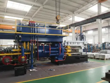 Used Aluminum Extrusion Machine 700t used aluminum extrusion press